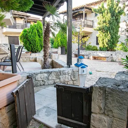 Joanna Maisonette By Travel Pro Services - Afytos Halkidiki Tatil Evi Afytos